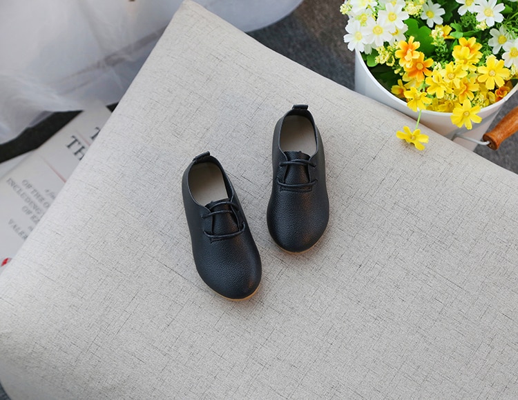 Girl's Classic Shoes